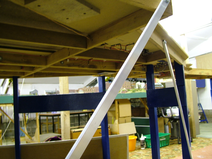 2008_0910YMRG0038
