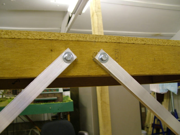 2008_0910YMRG0045