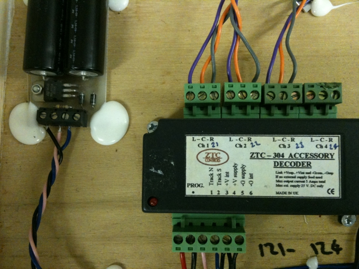 ZTC decoder now replaced with Single DCC type actuaors