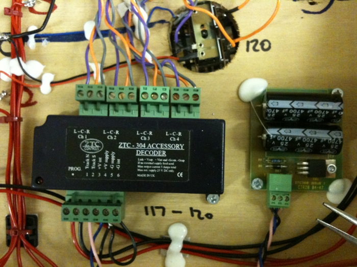 ZTC decoder now replaced with Single DCC type actuaors